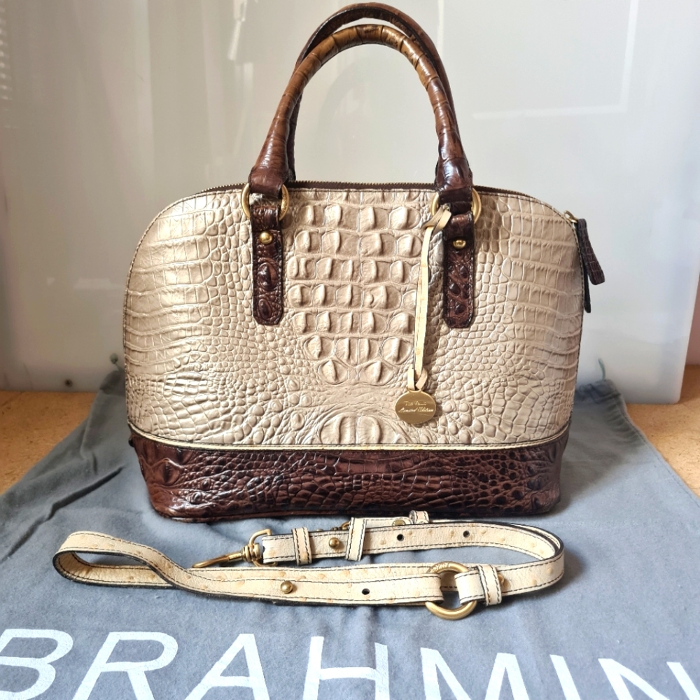 BRAHMIN Vault handbag. Crocodile embossed leather.